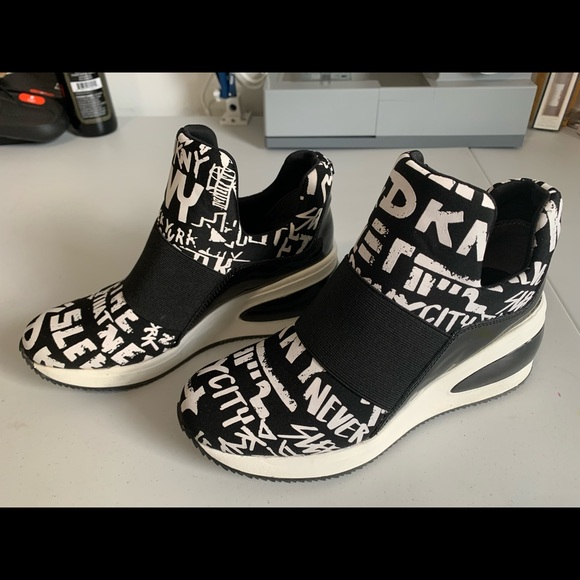 DKNY heeled sneakers - Picture 2 of 4